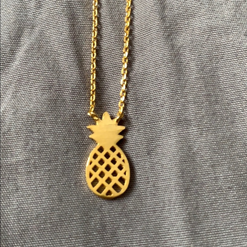 Gold plated 16’ pineapple necklace